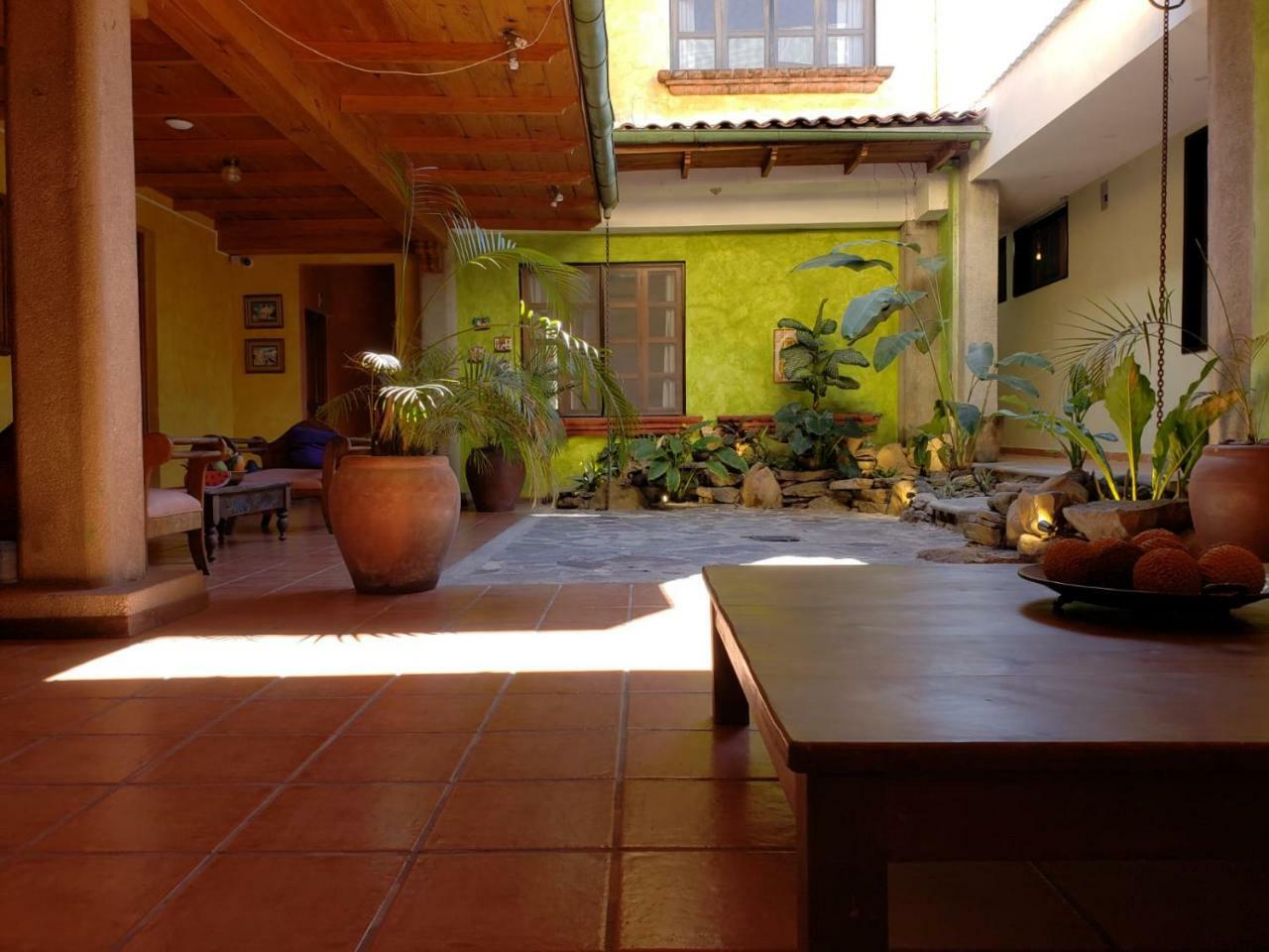 Hotel Villa Antigua San Salvador Exterior foto